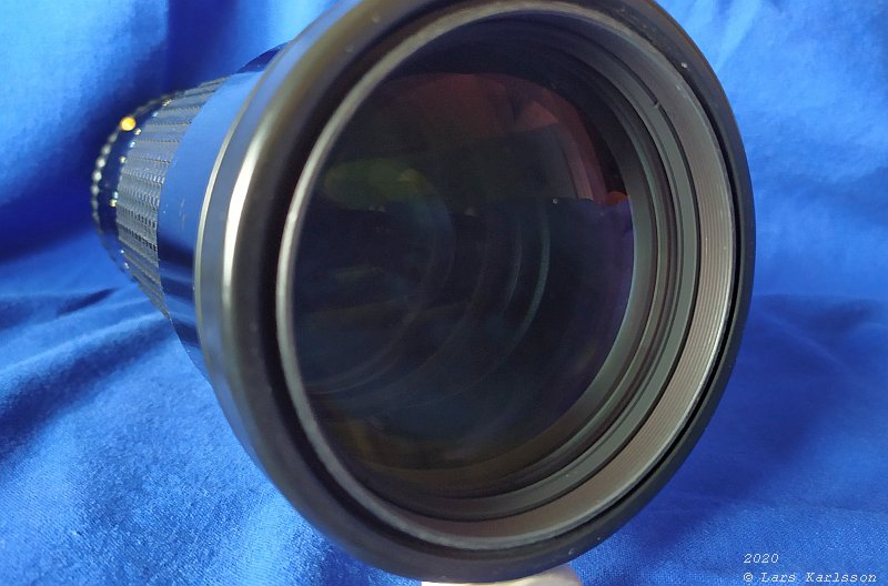 Pentax 645 300 mm ED f/4 lens for astrophoto