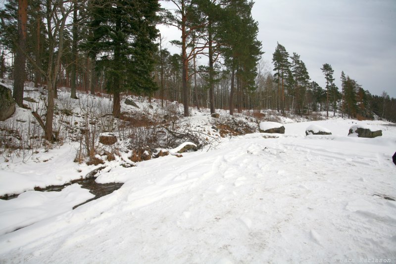 Walks and bicycling along the old road Göta Landsväg