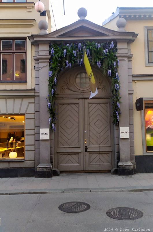 En promenad längs med Götgatan i historiska miljöer, Stockholm