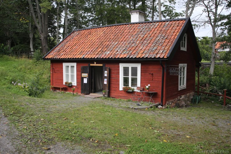 Roslagsrundan by old train, bus and steamship, 2019