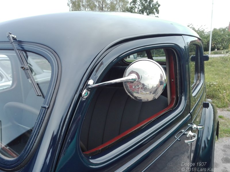 Dodge 1937 Sedan four door