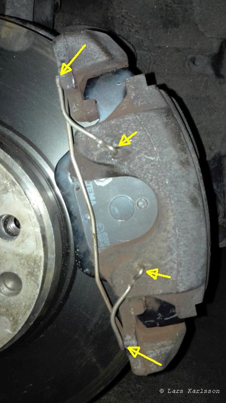 Chrysler Crossfire disc brakes replacement