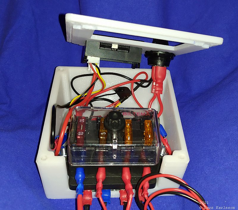 3D CAD: Enclosure to peripherals equipment of the mini pC