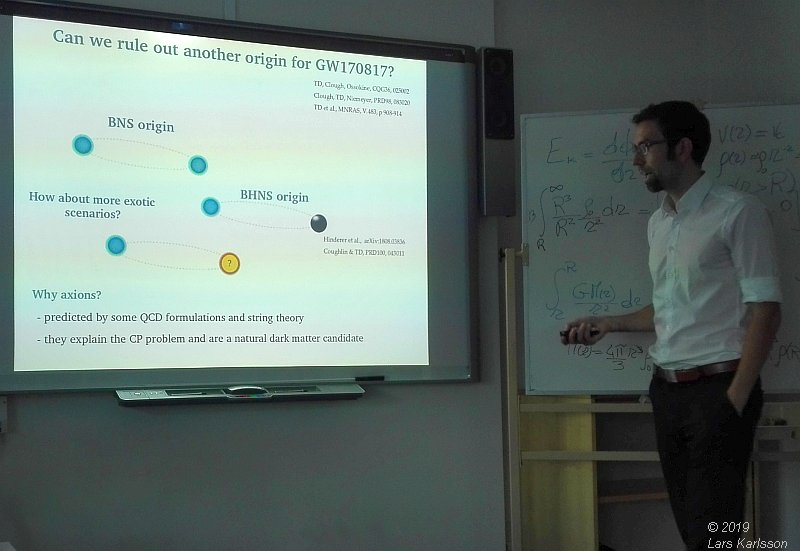 Seminar: The multi-messenger picture of merging neutron stars by Tim Dietrich, 2019