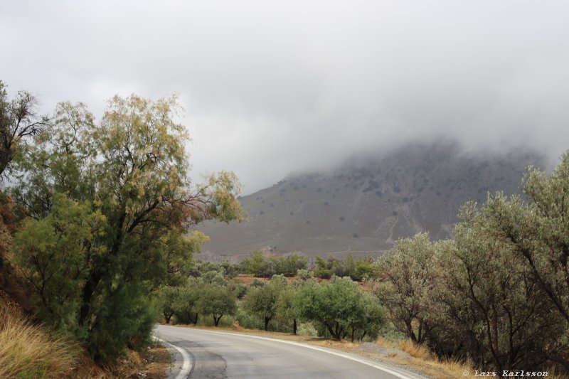 The road from Agio Deka to the Skinaka observatory, Crete