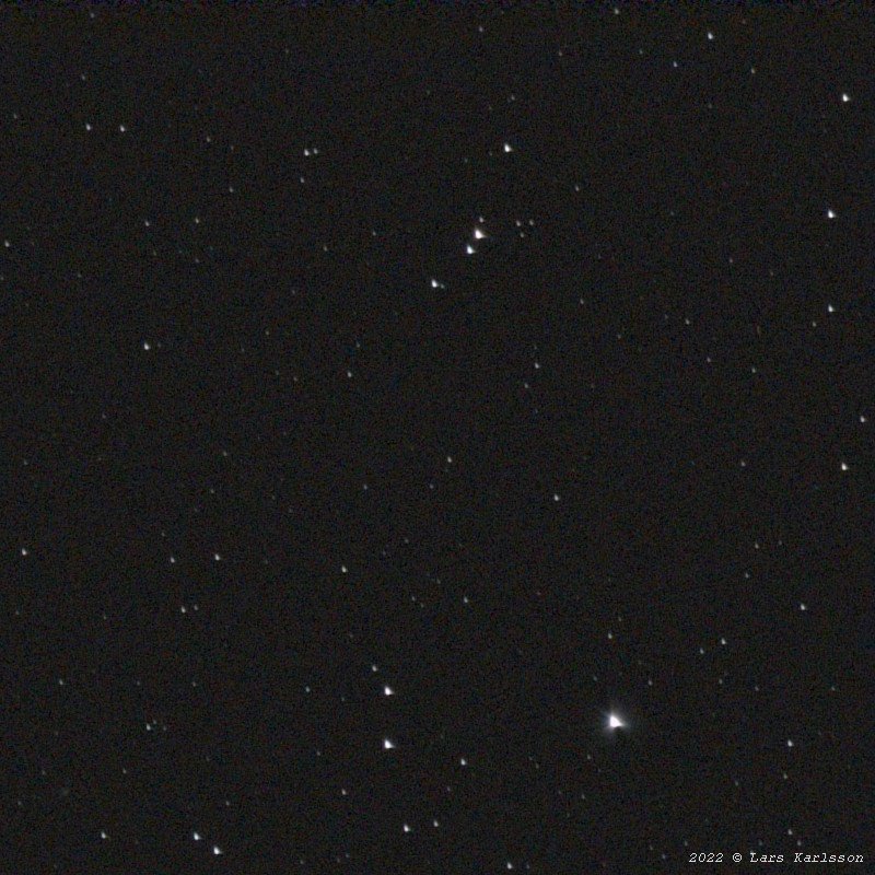 Pentax 645 300 mm ED f/4 lens for astrophoto