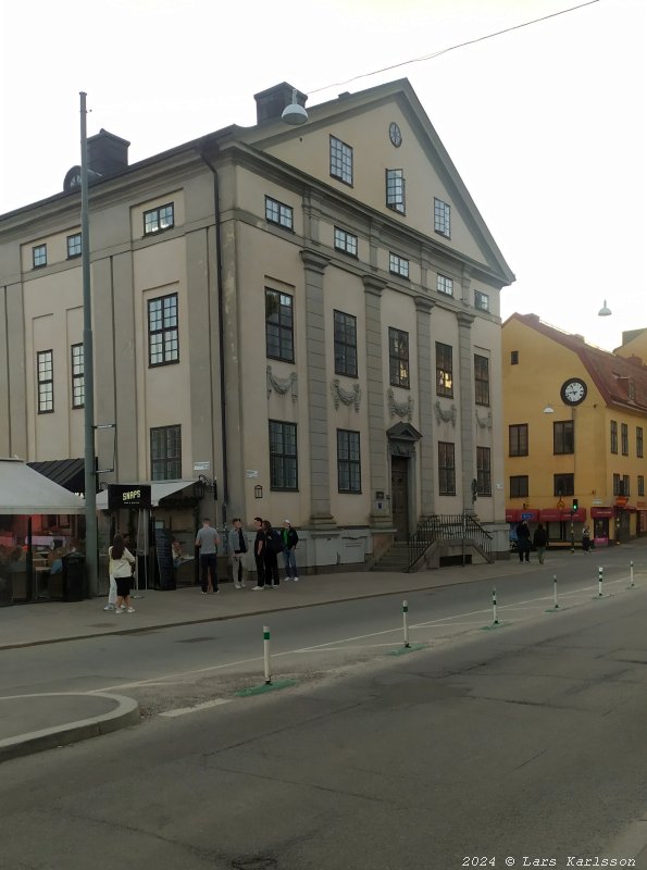 En promenad längs med Götgatan i historiska miljöer, Stockholm