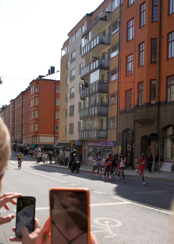 Från Medborgarplatsen med omvägar till Skanstull, Stockholm 2025