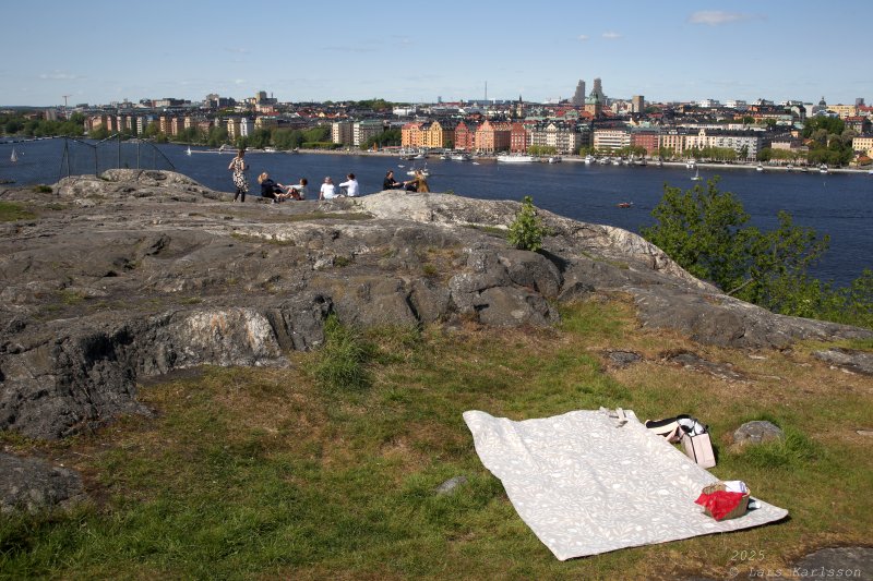 Från Medborgarplatsen med omvägar till Skanstull, Stockholm 2025