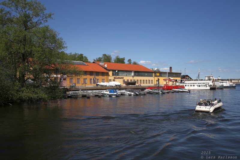 Från Medborgarplatsen med omvägar till Skanstull, Stockholm 2025