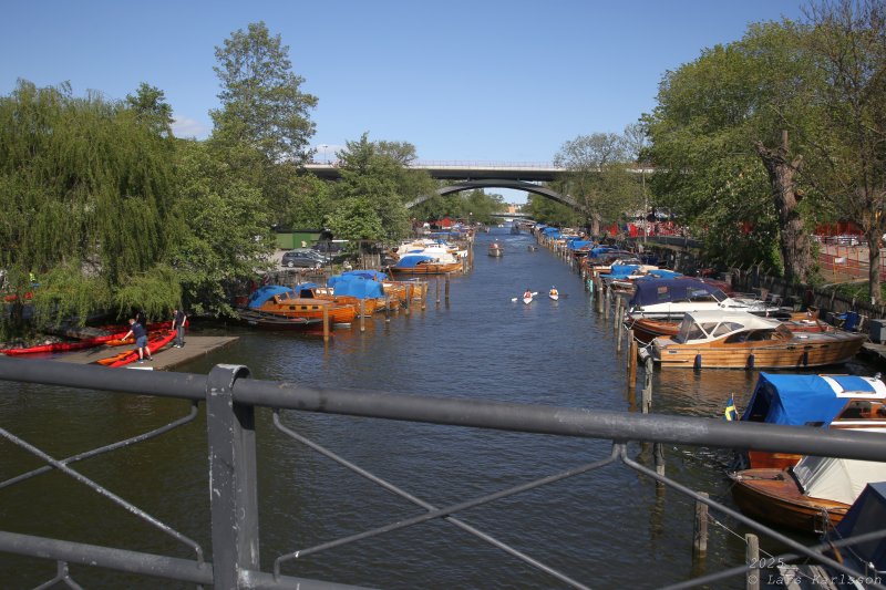 Från Medborgarplatsen med omvägar till Skanstull, Stockholm 2025