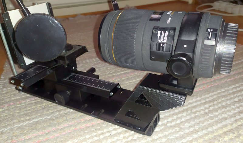 Macro lense bracket