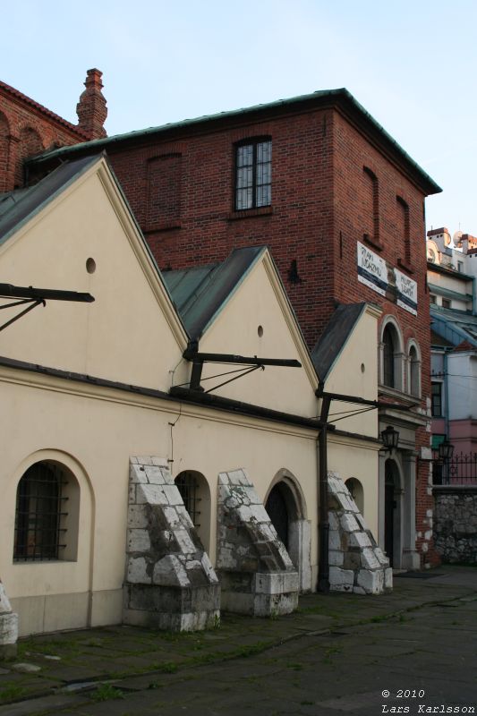 Travel in Eastern Europe's cities: Krakow, Bratislava and Budapest, 2010