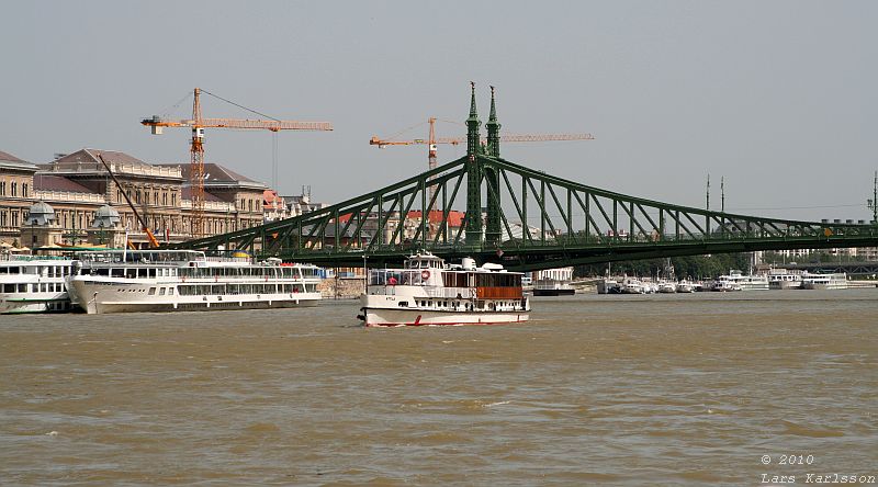 Travel in Eastern Europe's cities: Krakow, Bratislava and Budapest, 2010
