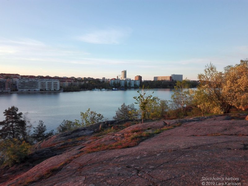 Walks along Stockholm City's harbors: From Slussen to Liljeholmen, 2019