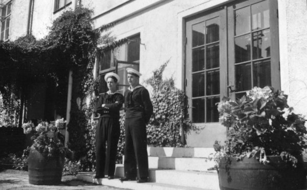 Kamrater till Evert i det militära, Karlskrona år 1940