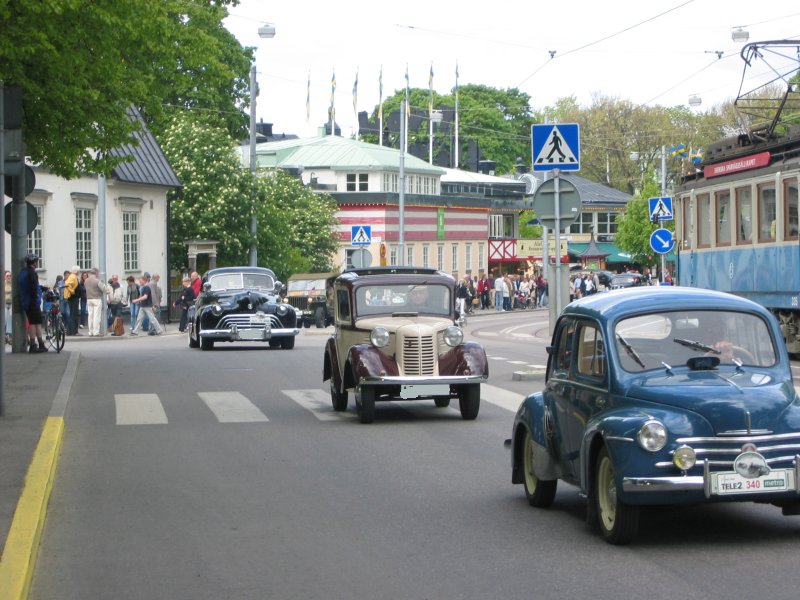 Oldsmobile Club Sedan 1948, Bantam Coupe 1938, Fiat