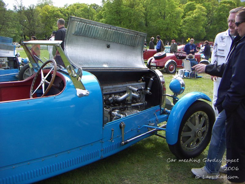Bugatti, engine room, 1030s