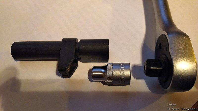 Chrysler Crossfire crankshaft position sensor replace