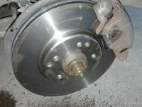 Chrysler Crossfire: Disch Brake Rotors replacement