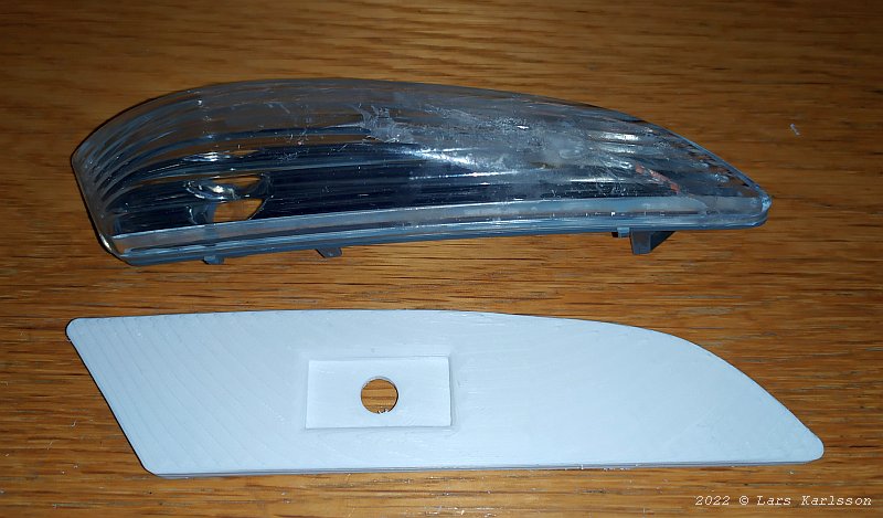 Chrysler Crossfire: Turn signal light adapter, 3D-print